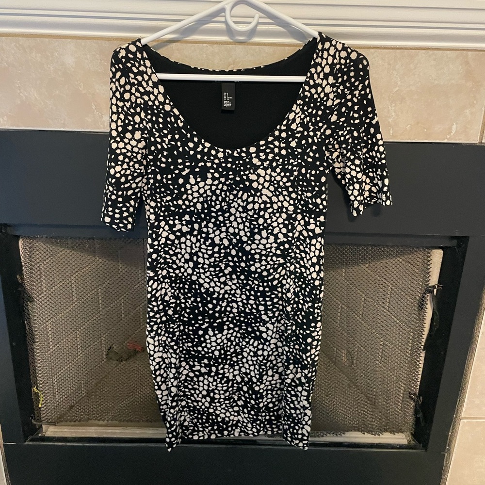 Polka dot black and white H&M dress
